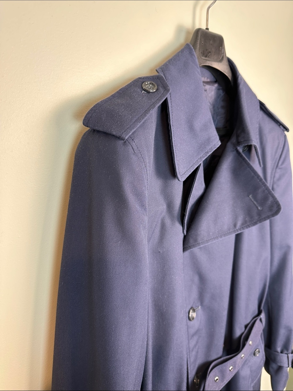 Vintage Navy Trench coat Romania plaid liner 42 men’s belted double breasted - Picture 4 of 12